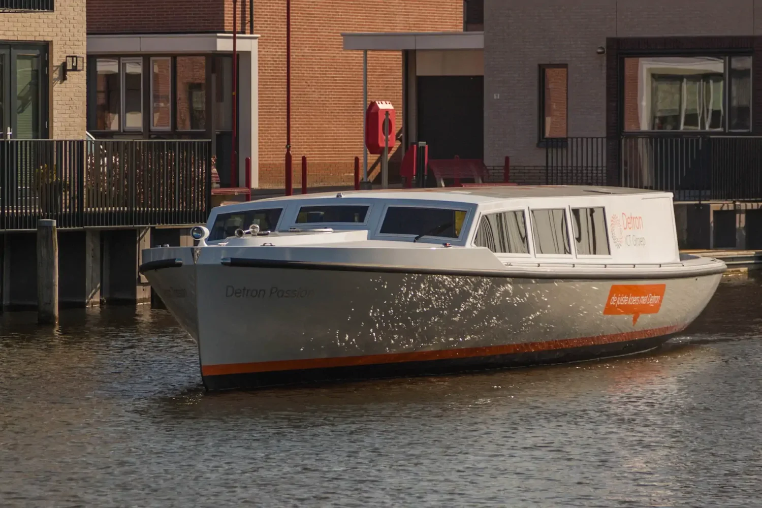 Motorboat alongside the quay